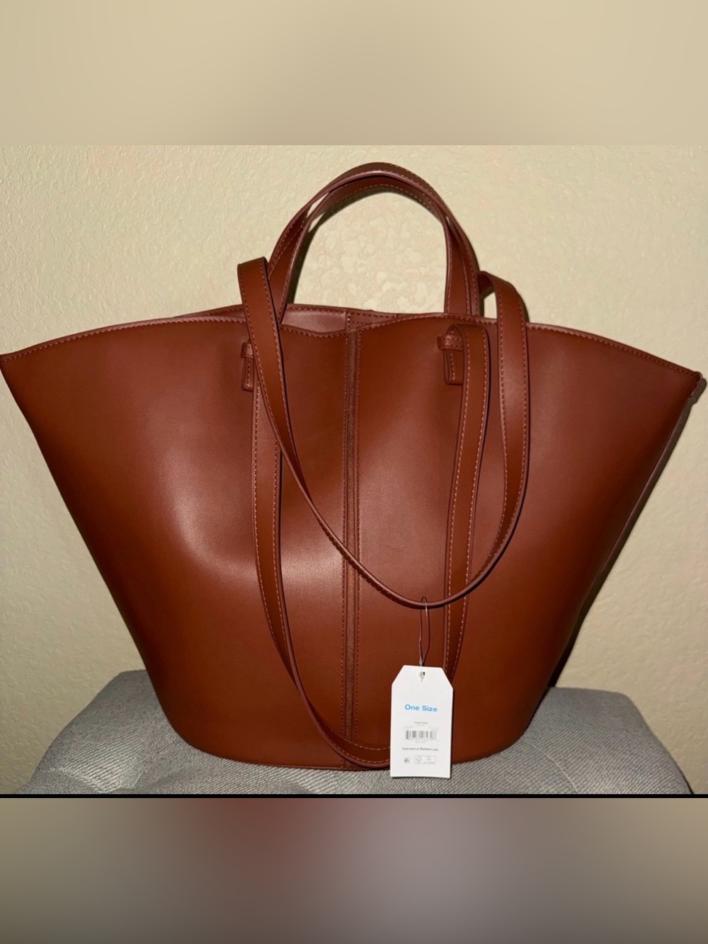 Time and Tru Women's Faux Leather Tulip Tote Handbag, Cognac Large